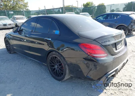 2018 Mercedes-Benz Amg C 63 S из США, поврежденный, VIN 55SWF8HB3JU263386